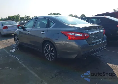 2016 Nissan Altima 2.5 Sr из США, поврежденный, VIN 1N4AL3AP2GC208095